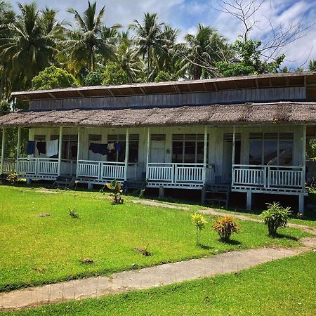 Pristine Paradise Dive Resort Una Una Pulau Unauna Exterior foto