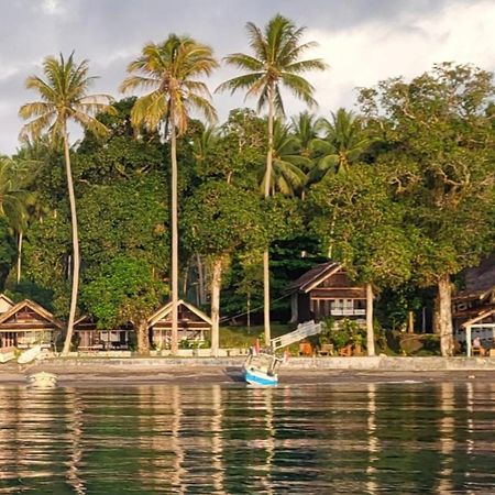 Pristine Paradise Dive Resort Una Una Pulau Unauna Exterior foto