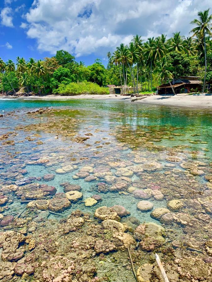 Pristine Paradise Dive Resort Una Una Pulau Unauna Exterior foto