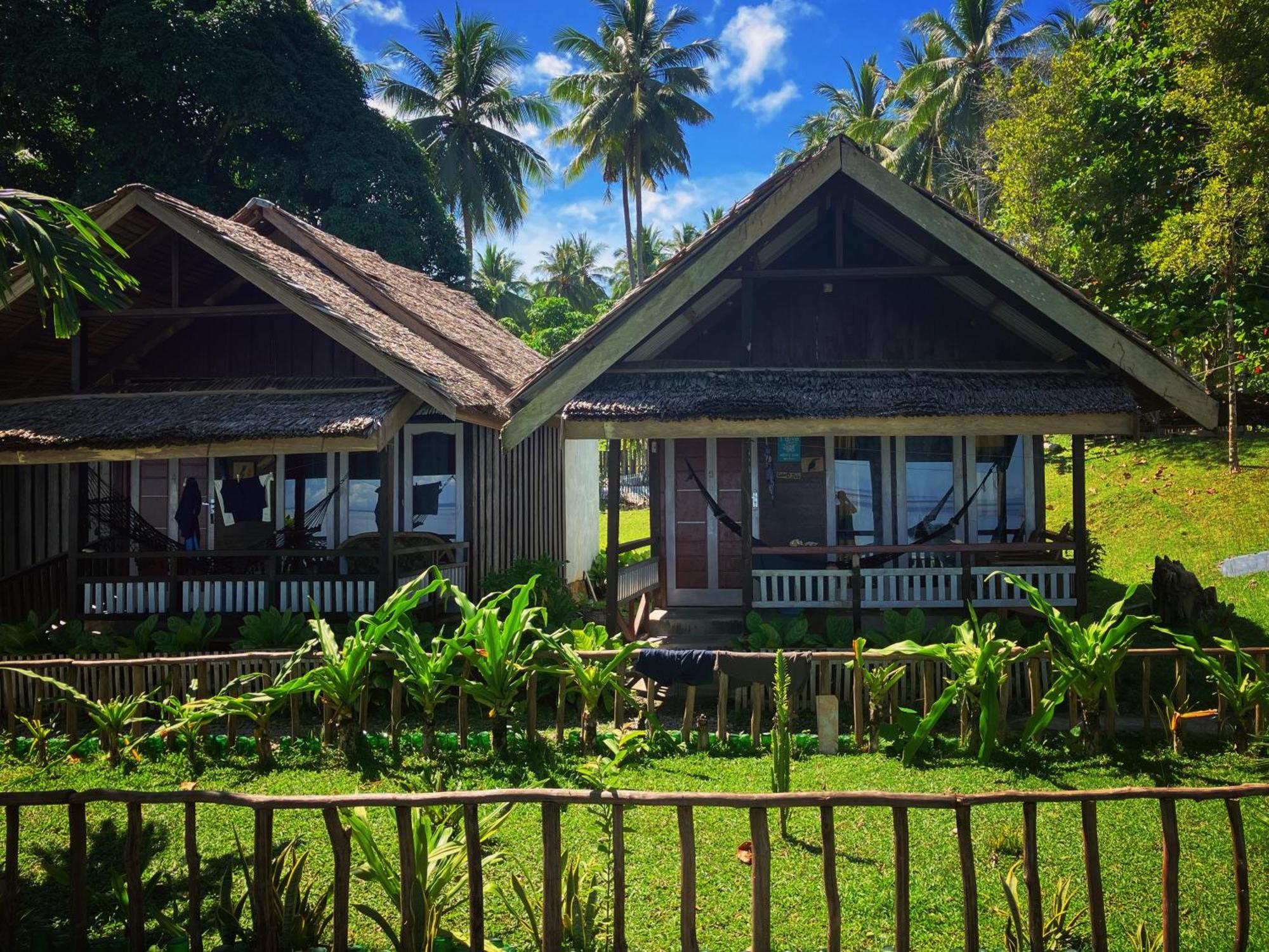 Pristine Paradise Dive Resort Una Una Pulau Unauna Exterior foto