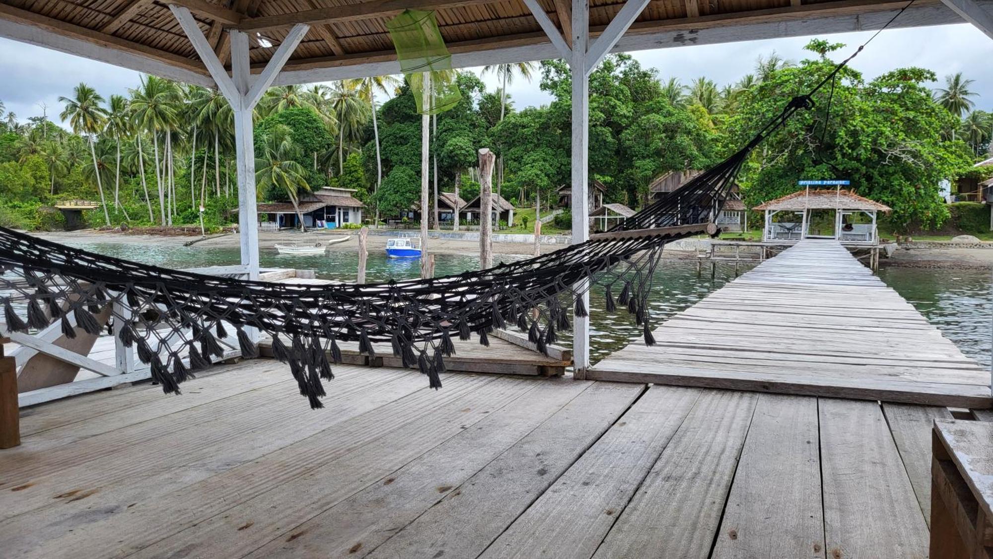 Pristine Paradise Dive Resort Una Una Pulau Unauna Exterior foto