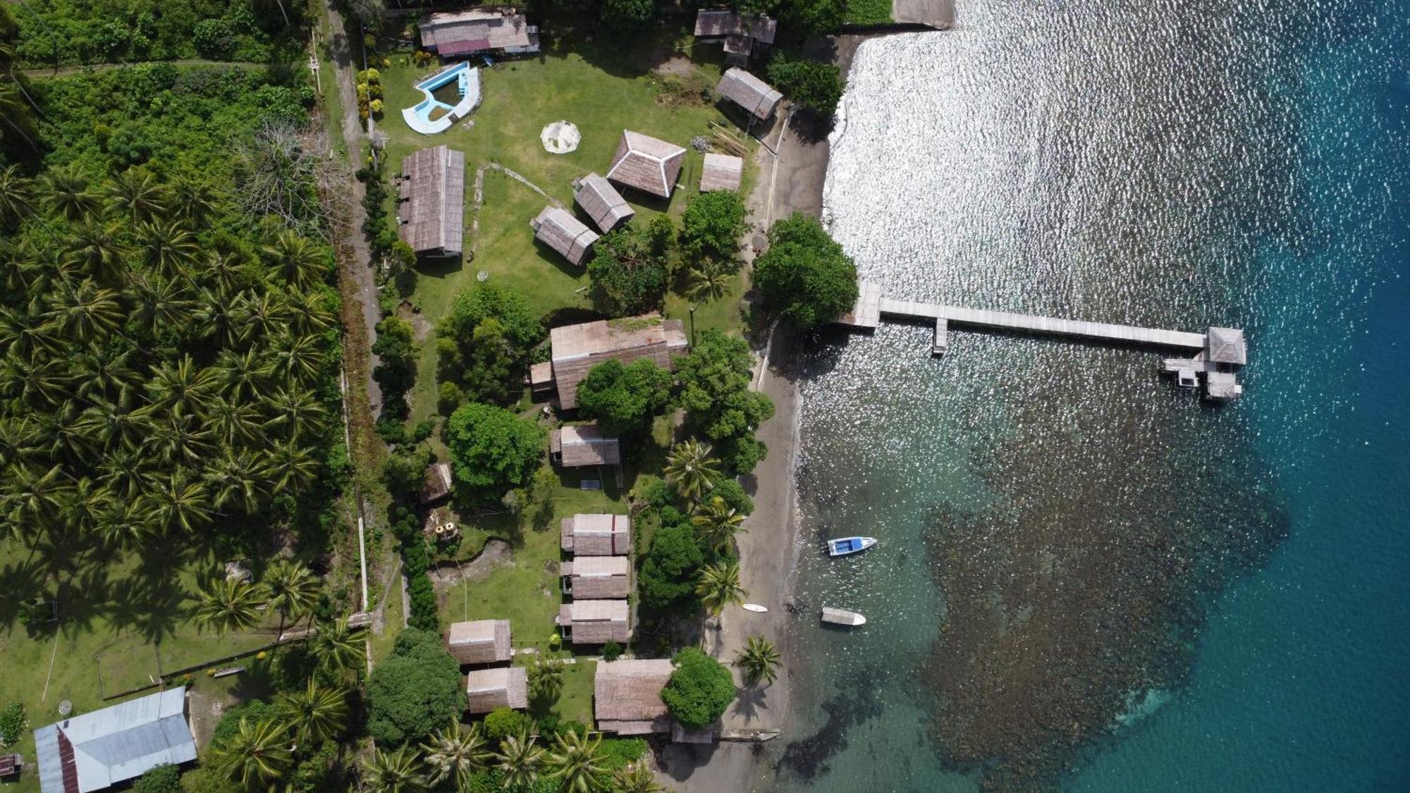 Pristine Paradise Dive Resort Una Una Pulau Unauna Exterior foto